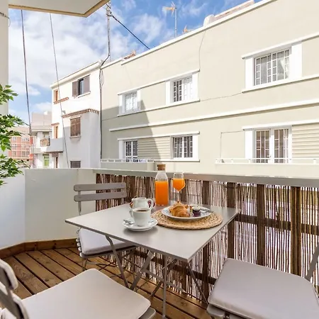 Live 3. Las Ranas Apartment *